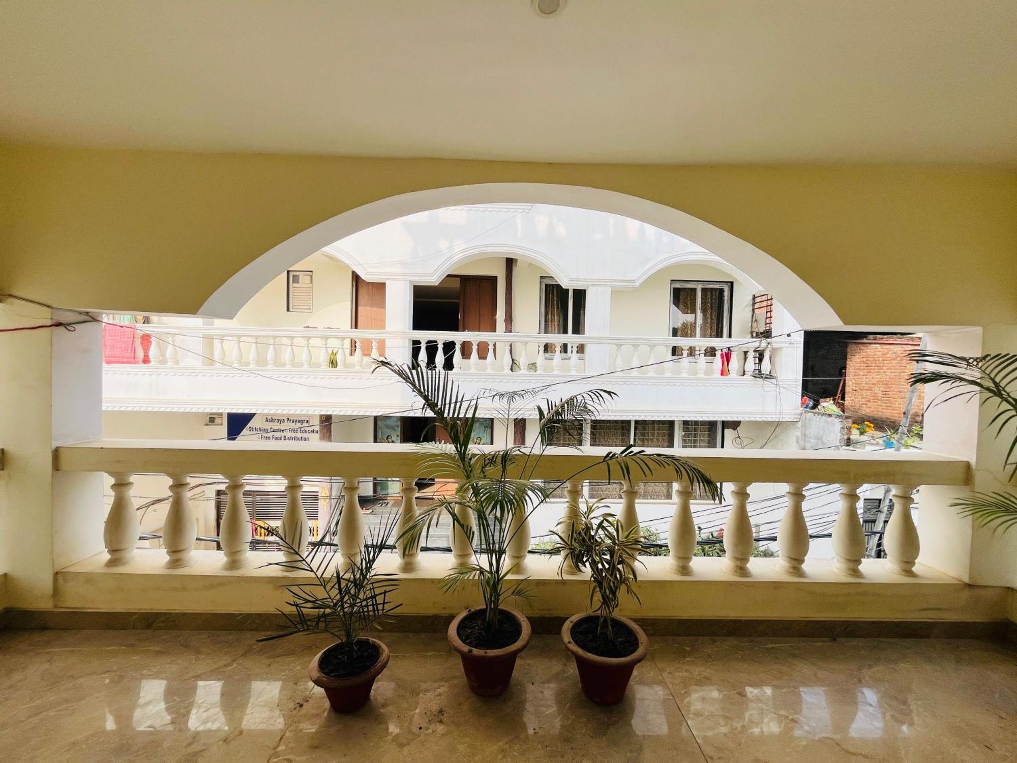 Hare Krishna Homes Jhalwa Allāhābād Junction 外观 照片