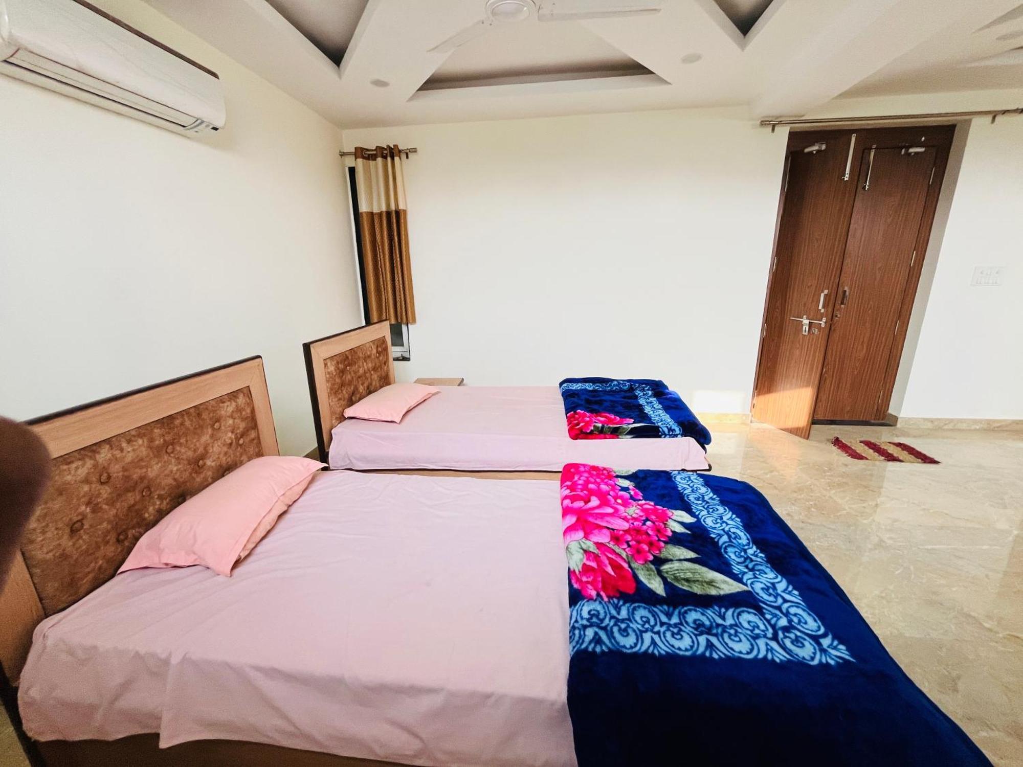 Hare Krishna Homes Jhalwa Allāhābād Junction 外观 照片